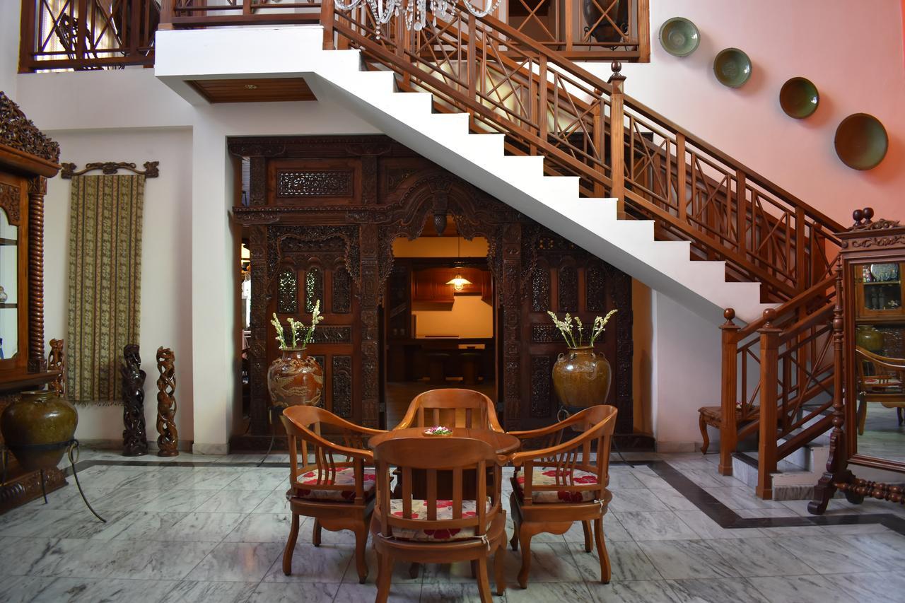 D Ajenk Boutique Guesthouse Kejayan Экстерьер фото